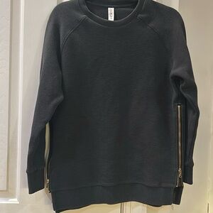 Varley Tunic Sweatshirt. Size small